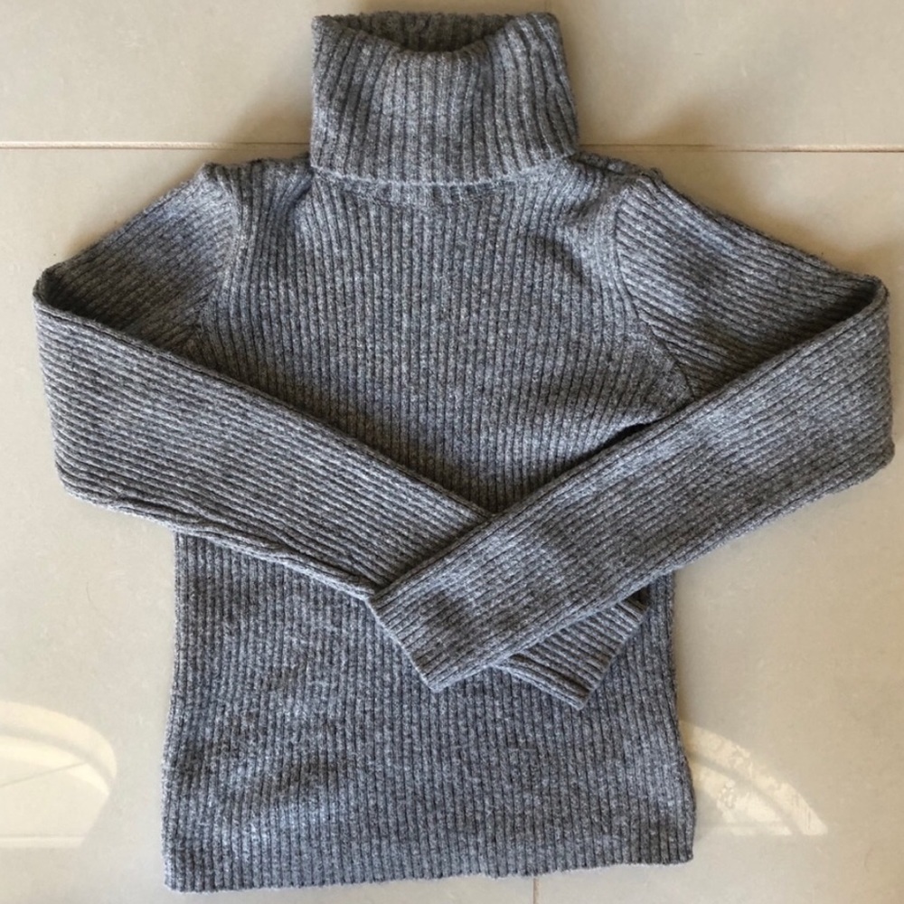 Urban outfitters turtle neck